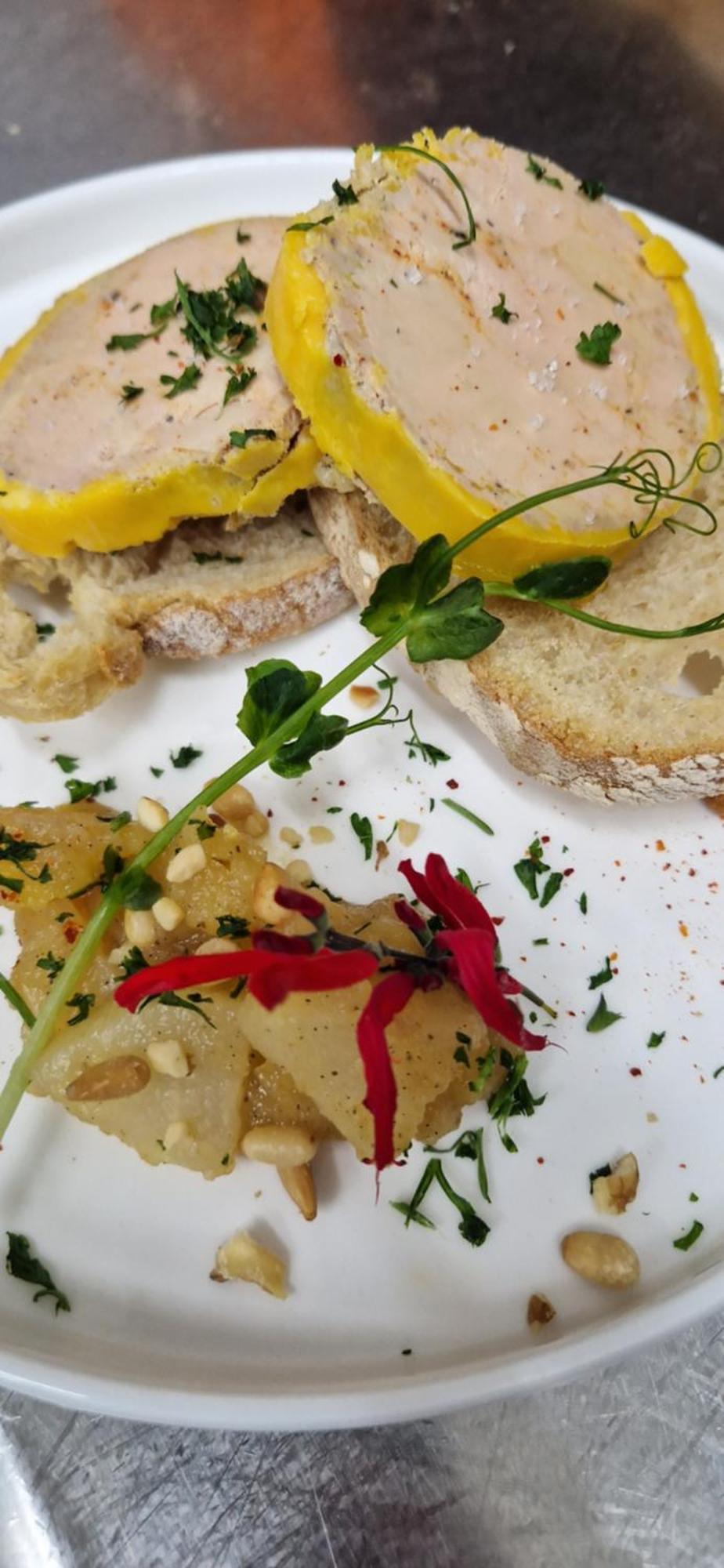 Chateau D'Arance Hotel Restaurant Espace Bien-Etre Cette-Eygun 외부 사진