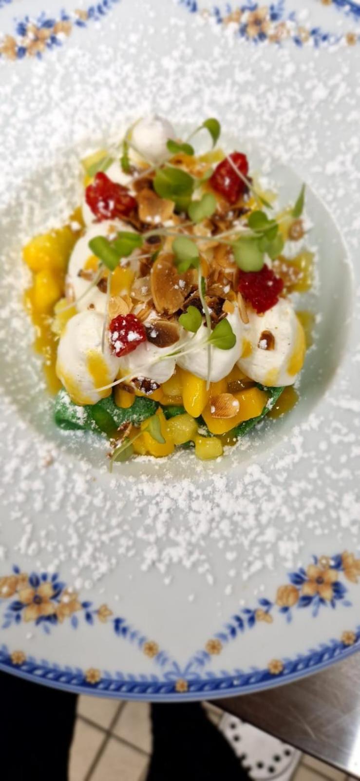 Chateau D'Arance Hotel Restaurant Espace Bien-Etre Cette-Eygun 외부 사진